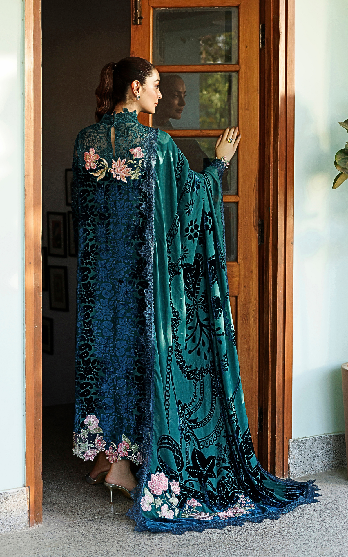 Asifaand Nabeel Plush Luxury Winter Collection 2026 - WLXU-08